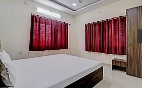 Hotel O Midway Treat Dhar